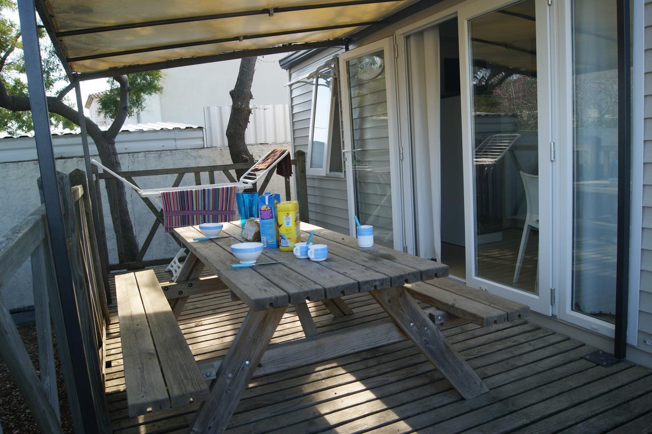 Camping Orly D'Azur Six-Fours-les-Plages Quarto foto