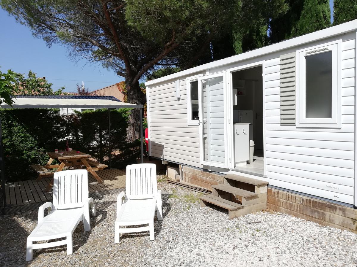 Camping Orly D'Azur Six-Fours-les-Plages Quarto foto